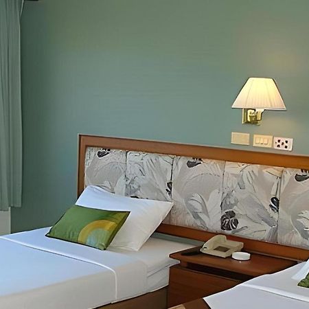 The Park Hotel Pattaya Exterior foto